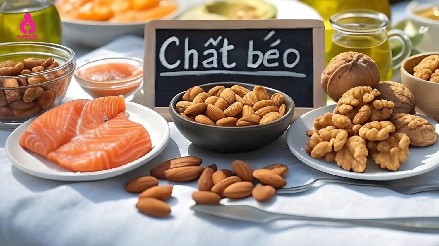 thuc-pham-chua-nhieu-chat-beo-lanh-manh-giup-nuoi-duong-te-bao-trung-va-dieu-hoa-hormone-sinh-san